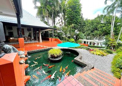 Mom Tri's Villa  Royale