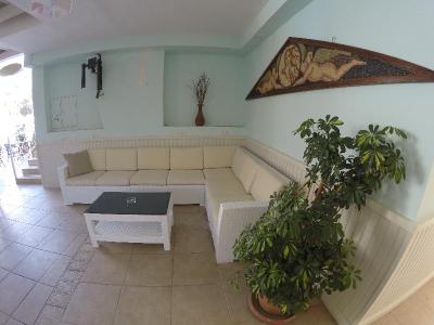 Tonoz Beach Hotel