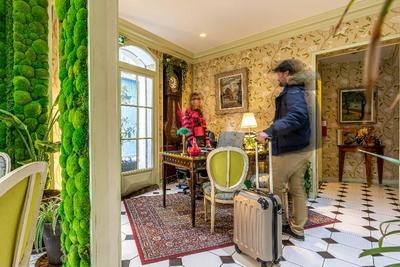 Hotel Romance Malesherbes by Patrick Hayat