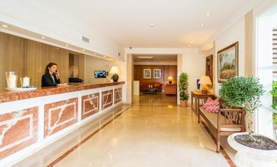 Hotel y Apartamentos Casablanca
