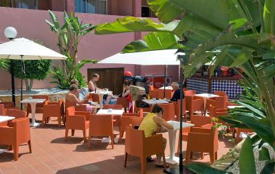 Marola Park Apartmentos