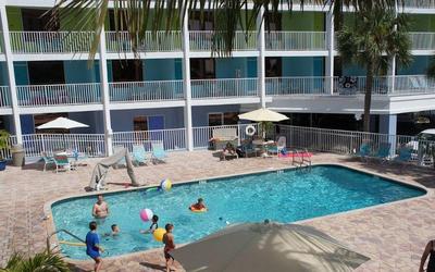 Pelican Pointe