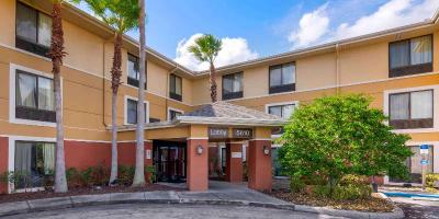Extended Stay Deluxe Universal