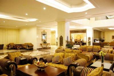 LK Royal Suite