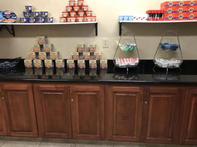 Holiday Inn Express Syracuse-Fairgrounds