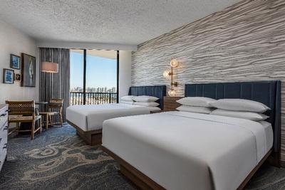 Sheraton San Diego Resort
