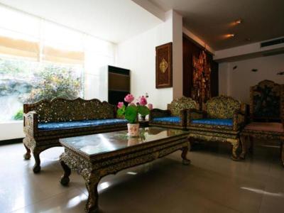 Oasis Hotel Chiang Mai