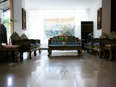 Oasis Hotel Chiang Mai
