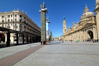 Pilar Plaza