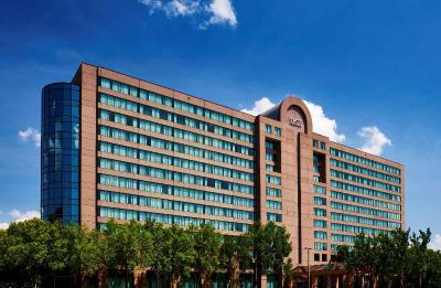 Hilton Fairfax