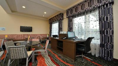 Holiday Inn Express Milford