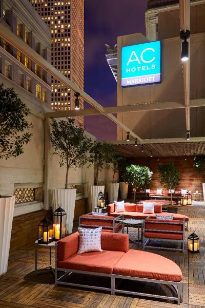 AC Hotel New Orleans Bourbon