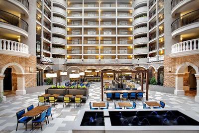 Embassy Suites International Dr Convention Center