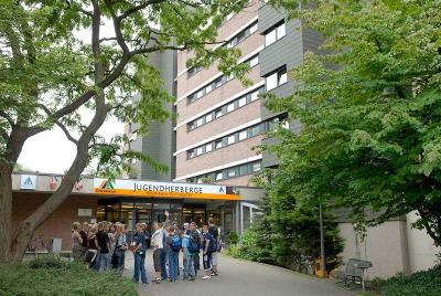 Jugendherberge Köln-Riehl - City Hostel