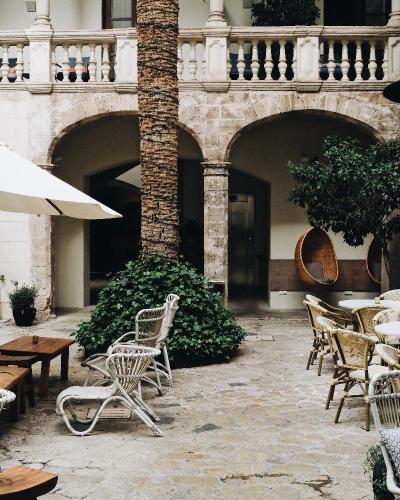 Petit Palace Hotel Tres