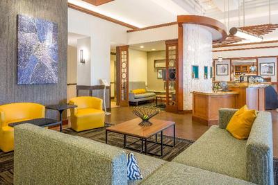 Hyatt Place Austin Arboretum