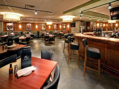 Holiday Inn & Suites Chicago North Shore Skokie