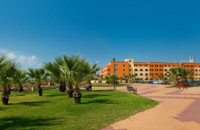 Apartamentos Playamarina