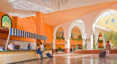 Apartamentos Playamarina