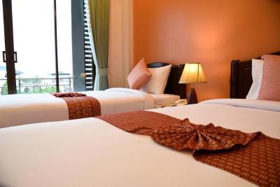 Sripet Hotel