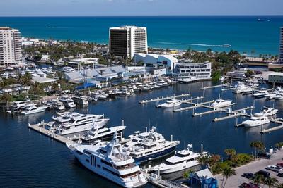 Courtyard Oceanside Fort Lauderdale Beach