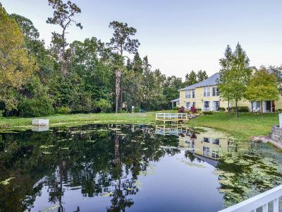 Barefoot'n Resort