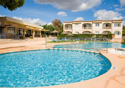 Apartamento Sol Romantica by DOT Suites