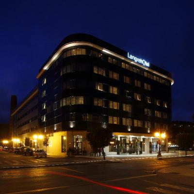 Azz Langrehotel & Spa