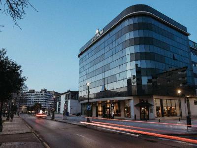 Azz Langrehotel & Spa