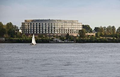 elaya hotel hamburg finkenwerder