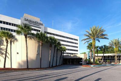 DoubleTree by Hilton Hotel Jacksonville Airport