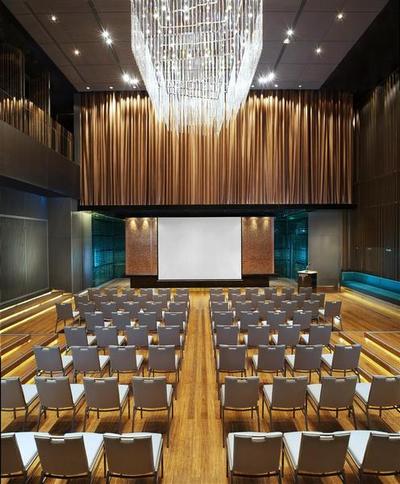 Le Meridien Bangkok
