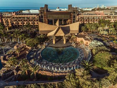 Lopesan Baobab Resort