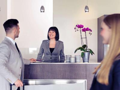 Mercure Kamen Unna