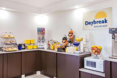 Days Inn by Wyndham Ormond Beach Mainsail Oceanfrt