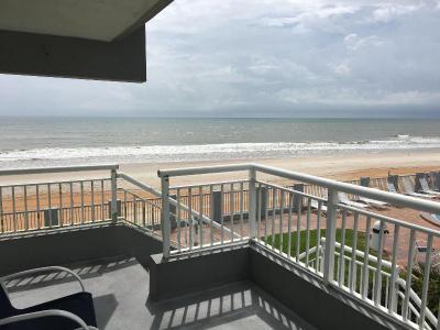 Days Inn by Wyndham Ormond Beach Mainsail Oceanfrt