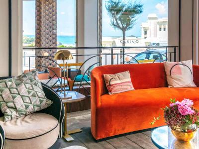 Hotel Plaza Biarritz Plage Handwritten Collection