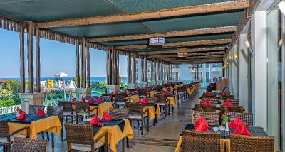 Royal Atlantis Resort Spa