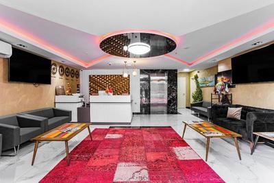 Mays Royal Hotel