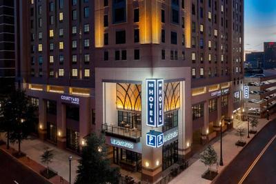 Courtyard By Marriott Atlanta Midtown