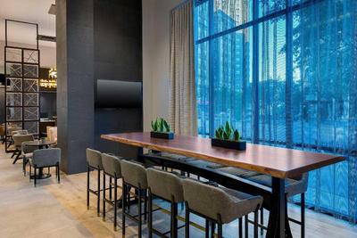 Courtyard By Marriott Atlanta Midtown