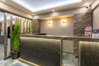 Ria Suites Hotel