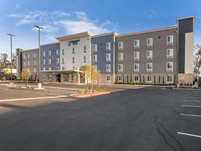 Woodspring Suites Colton