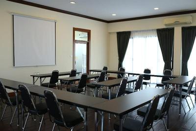 Baan Chao Khun Hotel By Zuzu