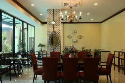 Baan Chao Khun Hotel By Zuzu