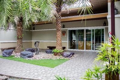Saline Hot Spring Resort