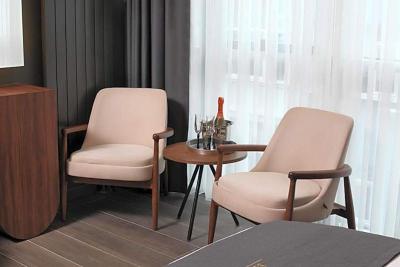 Second Suit Hotel