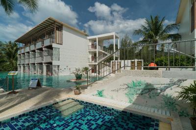The Briza Beach Resort Khaolak