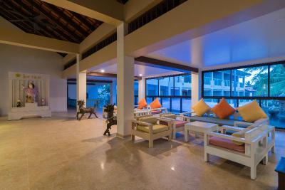 The Briza Beach Resort Khaolak