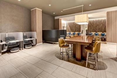 Crowne Plaza Dulles Airport